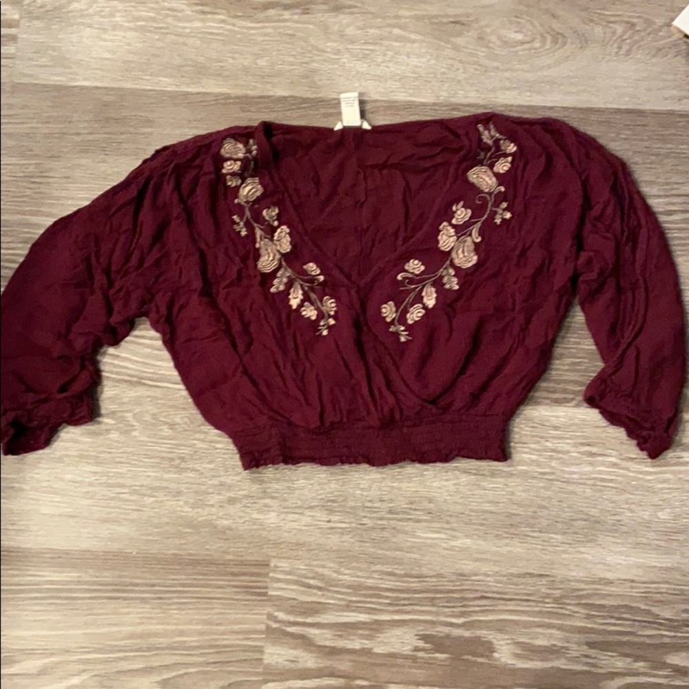 Maroon low V, open long sleeve crop top